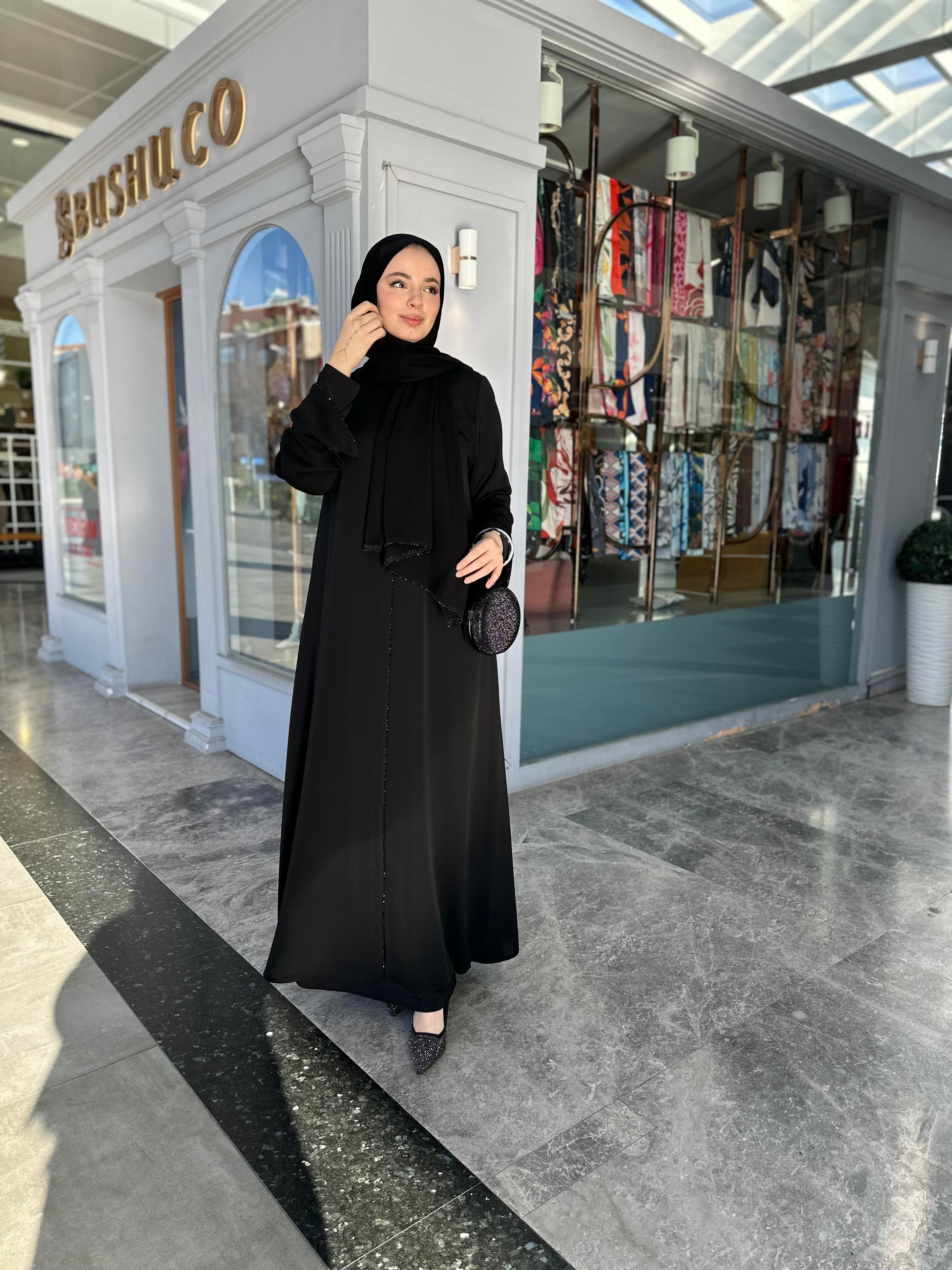 Kesme boncuklu siyah