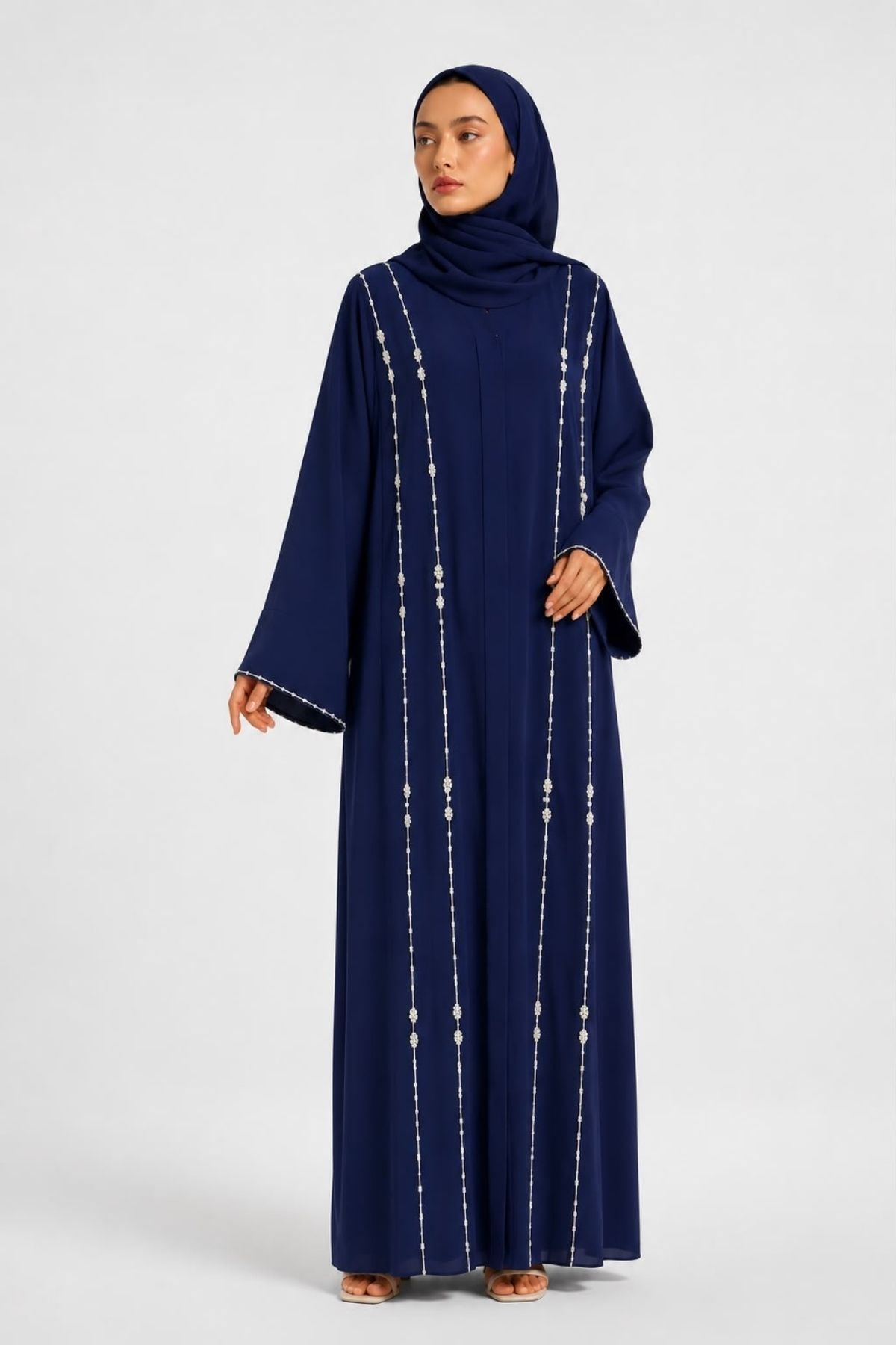 Lacivert Dubai İpeği Taş İşlemeli Abaya
