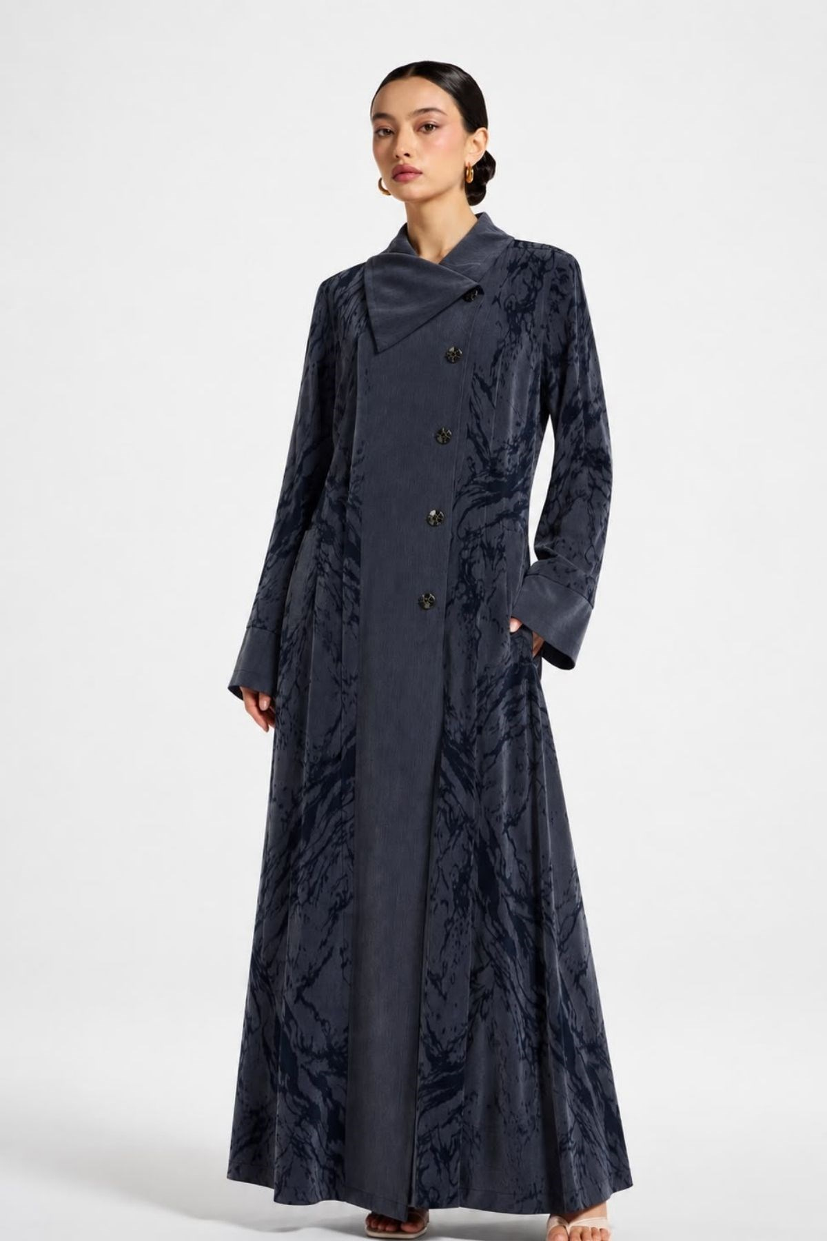 Lacivert Duruş Desenli Abaya