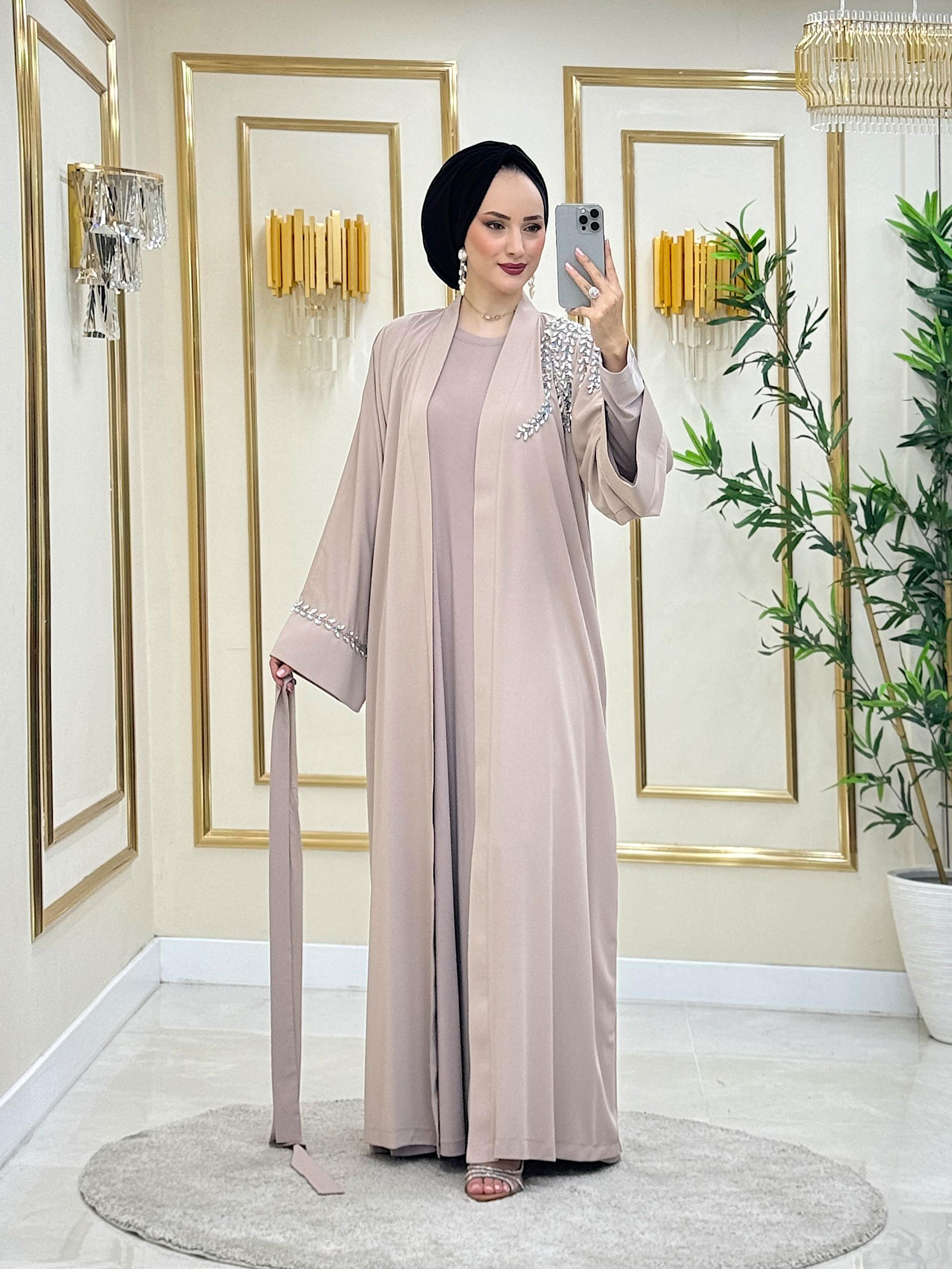 Lara Abaya Takım