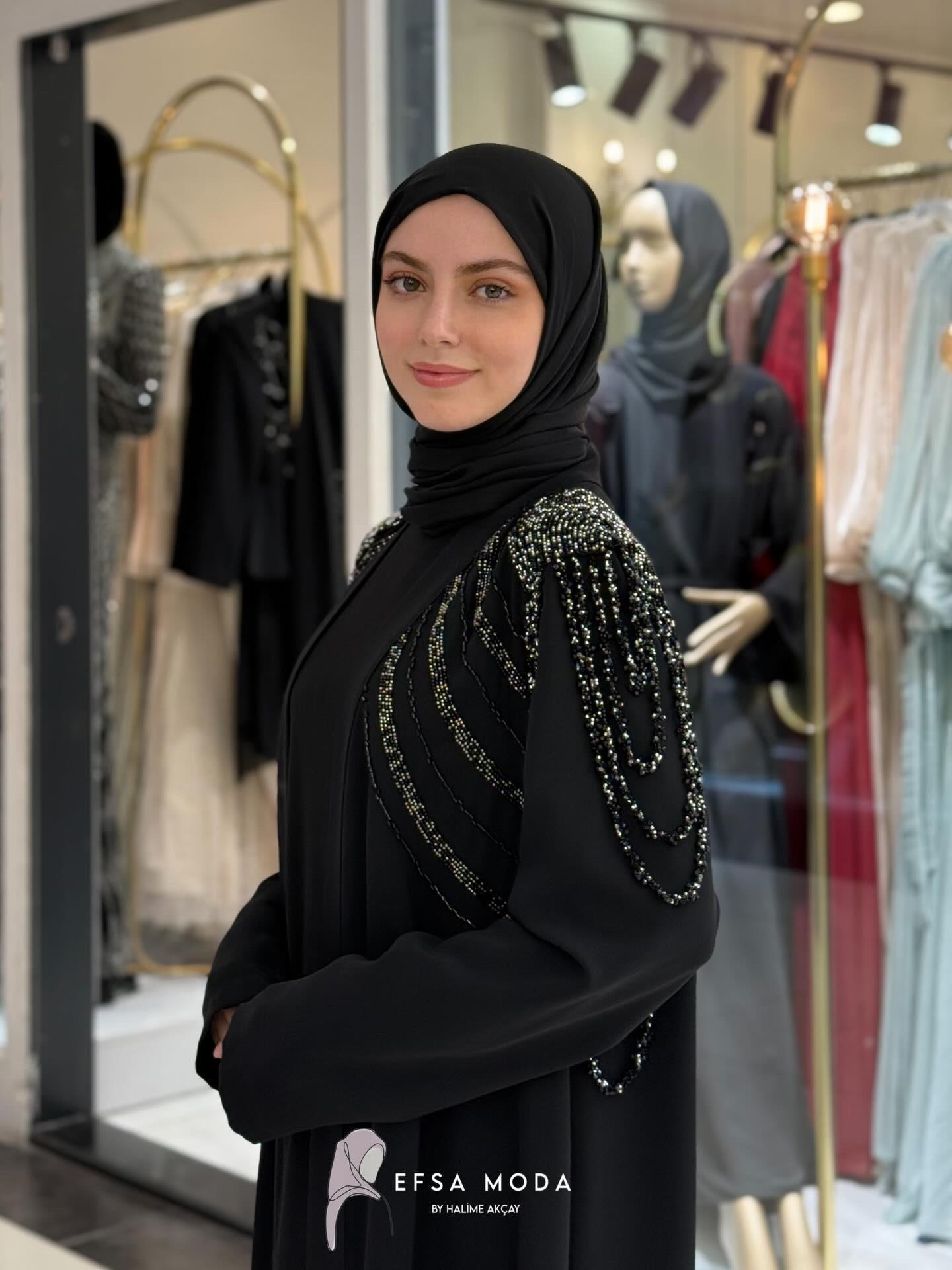 ORHAN MARKALI ABAYA TAKIM