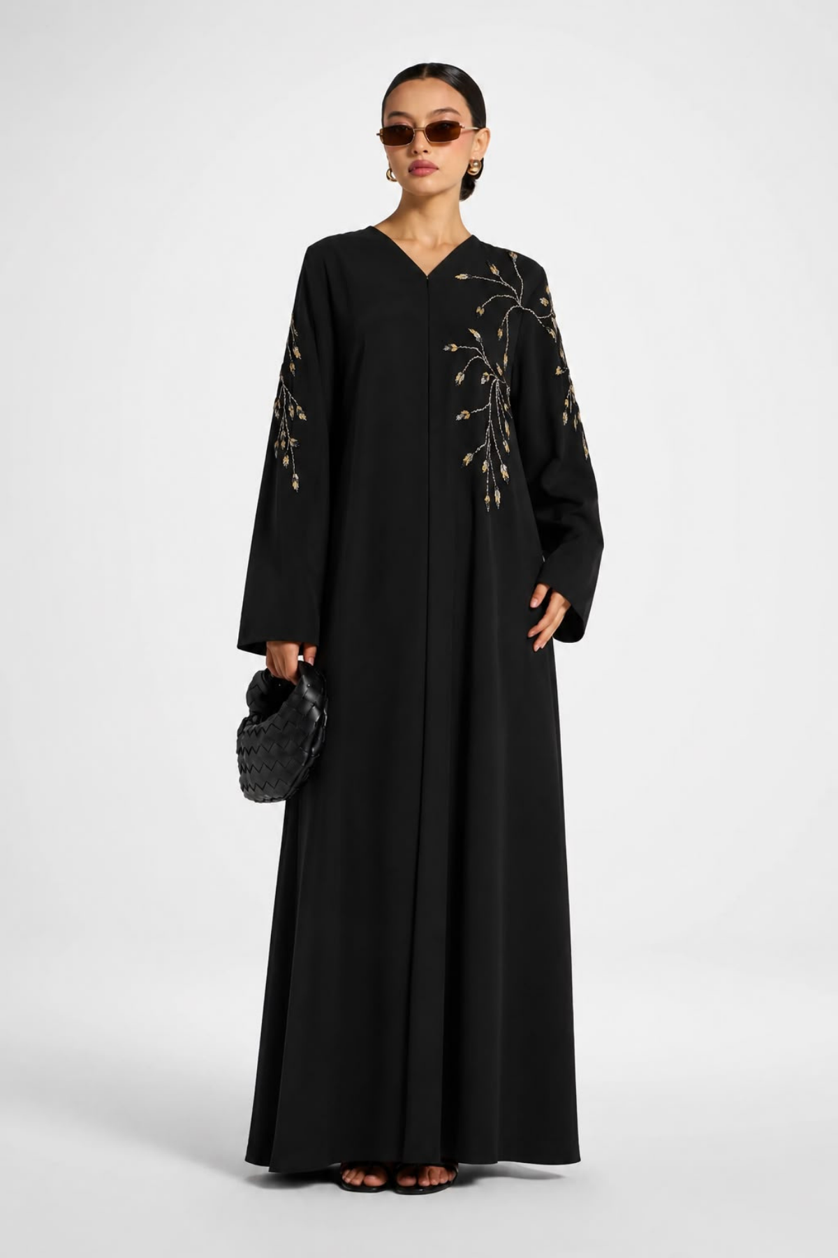Özel İthal İşlemeli Siyah Abaya