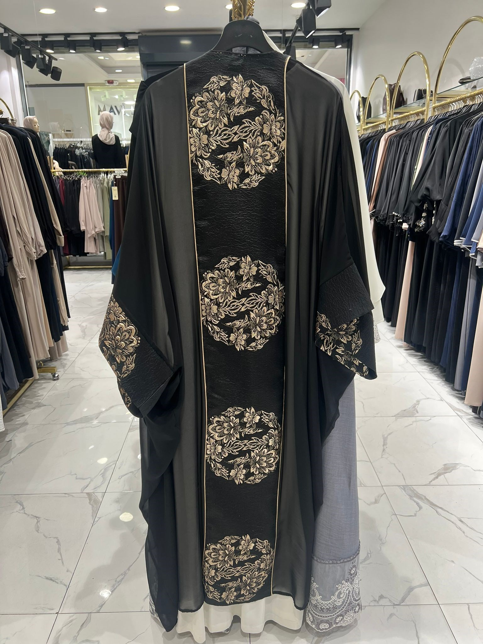 SARAY ESİNTİSİ GOLD NAKIŞLI ABAYA