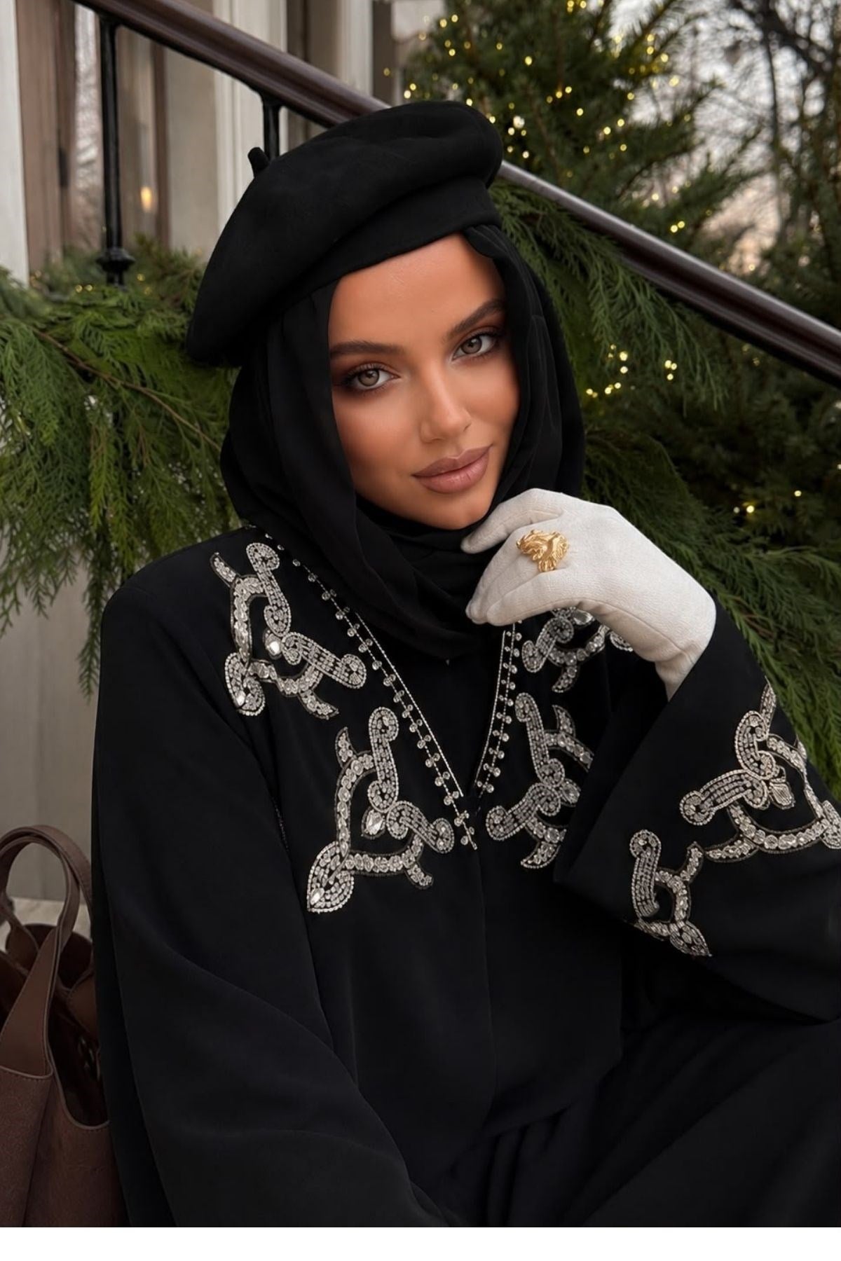 Seray Özel İşlemeli  Siyah Abaya
