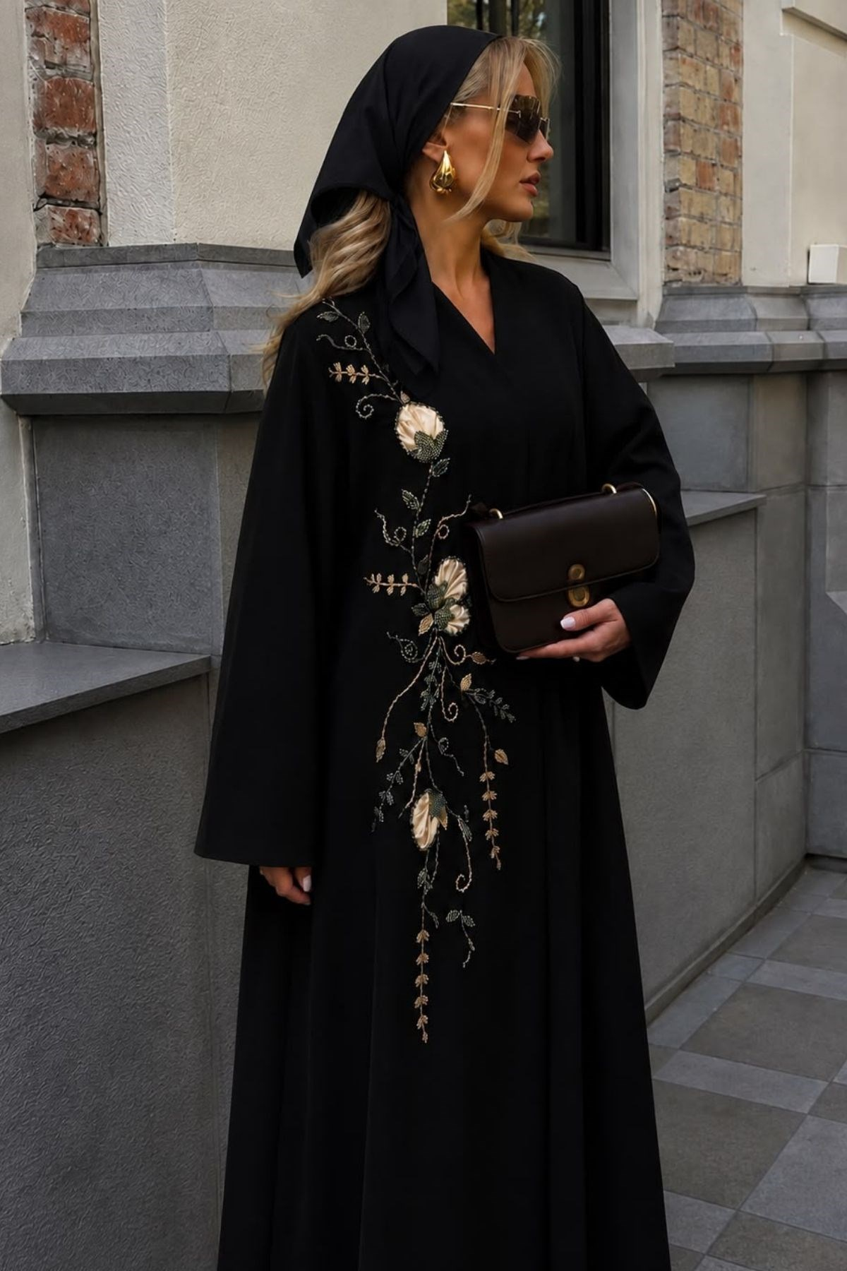 Siyah Lalezar Özel Tasarım Abaya