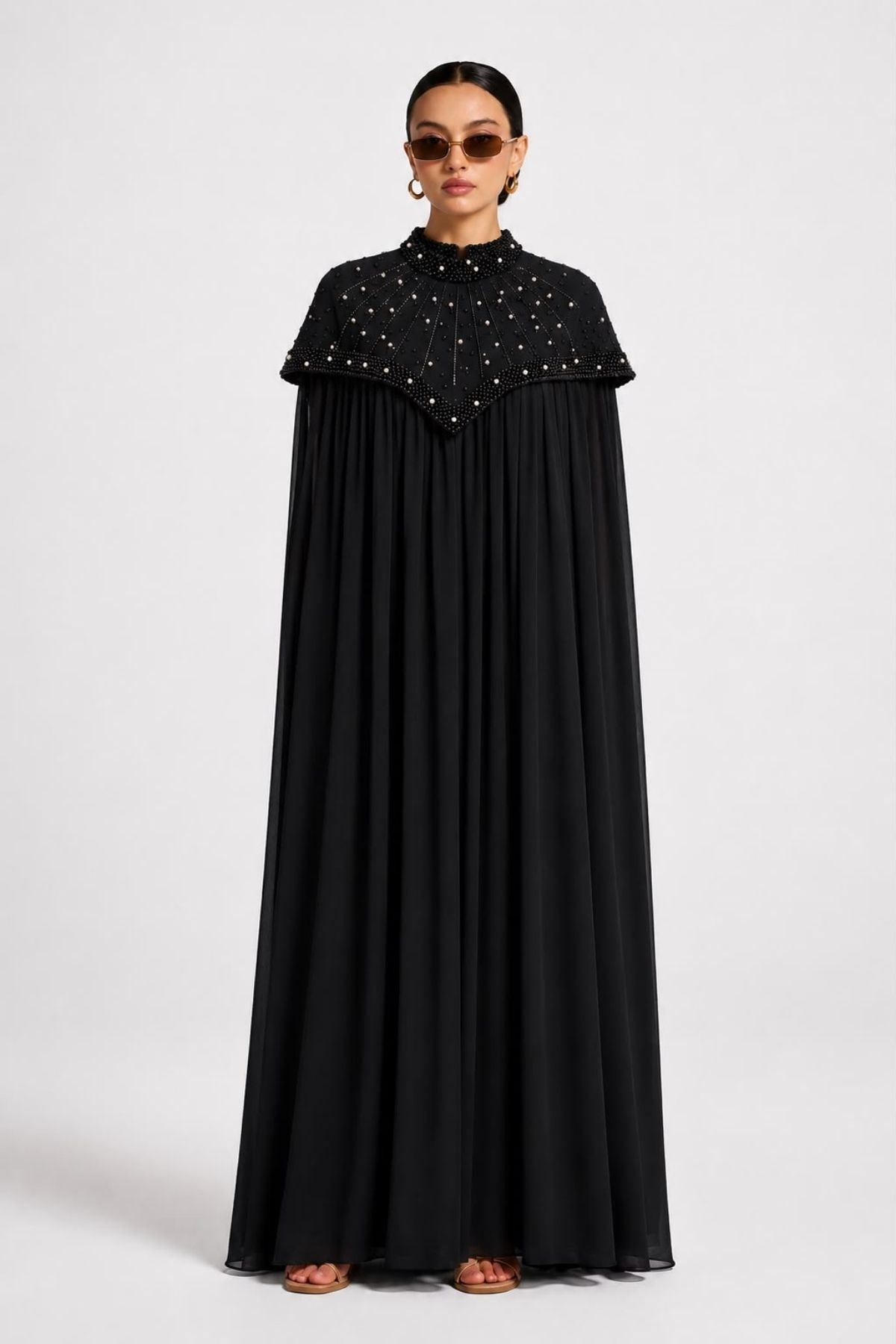 Sultan İnci İşlemeli Şifon Abaya – Siyah