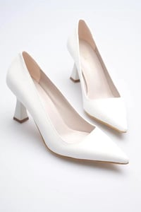 Beyaz Topuklu Kadın Stiletto TR20MS02B