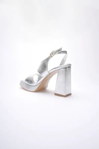 Gümüş Kadın Topuklu Platform Sandalet TR12MY04F