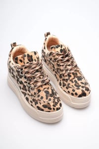 Kadın 8cm Boy Uzatan Gizli Topuklu Leopar Spor Ayakkabı TR04MS01E
