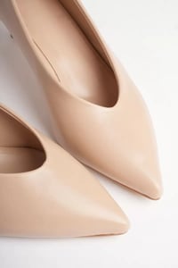 Kadın Bej 4 cm İnce Topuklu Stiletto TR05MS02B