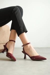 Kadın Bordo Rugan Topuklu Ayakkabı TR03MS02D