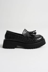 Kadın Günlük Siyah Kroko Baskılı Loafer Ayakkabı TR10MS03G
