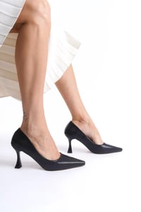 Kadın Mat Siyah Stiletto TR08MS27H