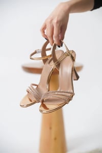 Kadın Rose Gold Taşlı Sandalet TR20MY09F