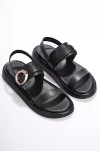 Kadın Siyah 2cm Topuk Boyu Yazlık Rahat Sandalet TR27MY05A