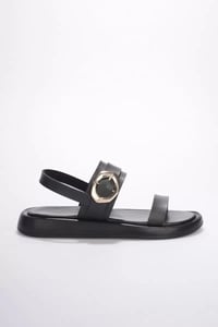 Kadın Siyah 2cm Topuk Boyu Yazlık Rahat Sandalet TR27MY05A