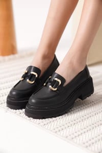 Kadın Siyah Cilt 6cm Topuklu Loafer TR17MS01C