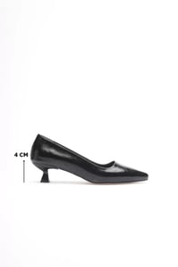 Kadın Siyah Kırışık Rugan Kısa Topuklu Stiletto Ayakkabı TR20MS03C