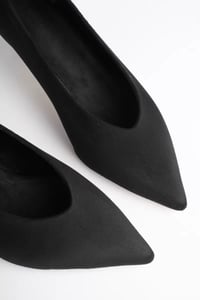 Kadın Siyah Süet 4 cm İnce Topuklu Stiletto TR05MS02F