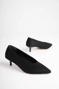 Kadın Siyah Süet 4 cm İnce Topuklu Stiletto TR05MS02F