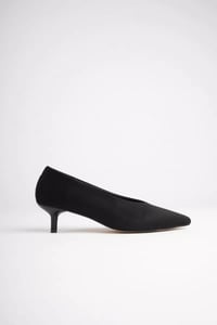 Kadın Siyah Süet 4 cm İnce Topuklu Stiletto TR05MS02F