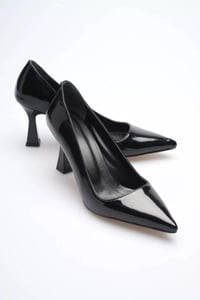 Siyah Rugan Topuklu Kadın Stiletto TR20MS02E