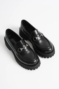 Toka Detaylı Siyah Günlük Loafer Ayakkabı TR10MS04A