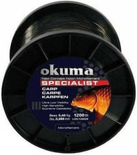 Okuma Carp 1200 mt 28,00 lb 12,73 kg 0,43 mm Camou Misina