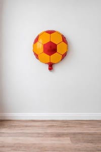 18 İnç Sarı Kırmızı Futbol Topu Folyo Balon – 45 cm