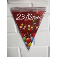 23 Nisan Yazılı Kırmızı Üçgen Flama