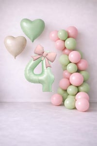 Adaçayı Yeşili & Pembe 4 Yaş Doğum Günü Balon Süsleme Seti
