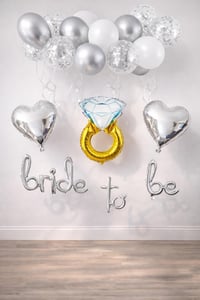 Bride To Be  El Yazısı, Tek Taş Yüzük Ve Kalp Folyo Balonlu Gümüş Set