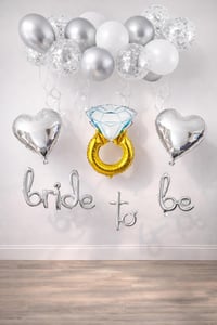 Bride To Be  El Yazısı, Tek Taş Yüzük Ve Kalp Folyo Balonlu Gümüş Set