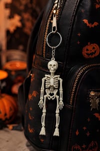 Halloween Cadılar Bayramı 4'lü İskelet Anahtarlık Seti – Hareketli İskelet Çanta ve Anahtar Süsü