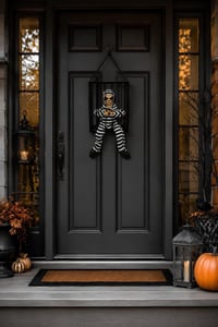 Halloween Cadılar Bayramı Sensörlü Işıklı Hareketli Kafesli İskelet Kapı Süsü