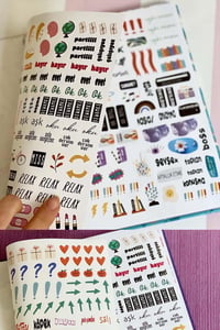 Hangyodon Tasarımlı Spiralli Sticker'lı Tarihsiz Konuşan Ajanda Haftalık Planlayıcı