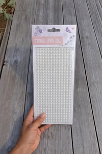 İnci Beyazı Kendinden Yapışkanlı İnci Sticker Süsleme Taşları 6 mm – 504 Adet