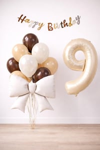 Krem Fiyonk 9 Yaş Doğum Günü Balon Seti