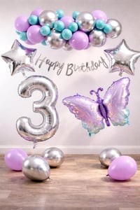 Lila Kelebek Temalı 3 Yaş Doğum Günü Balon Süsleme Seti – Lila Gümüş Parti Dekorasyon Seti