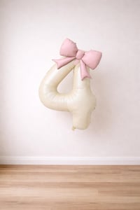 Pembe Fiyonk & Krem 4 Rakam Folyo Balon Seti