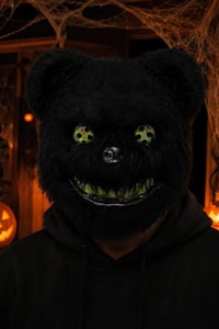 Siyah Tüylü Korku Ayı Maskesi – Halloween Cadılar Bayramı Tam Yüz Kostüm Maskesi