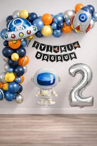 Uzay Temalı Doğum Günü Seti 2 Yaş; 4 Adet Folyo, 60 Lateks Balon, Banner, Balon Zinciri, Balon Bandı