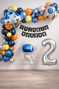 Uzay Temalı Doğum Günü Seti 2 Yaş; 4 Adet Folyo, 60 Lateks Balon, Banner, Balon Zinciri, Balon Bandı