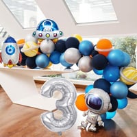 Uzay Temalı Doğum Günü Seti 3 Yaş; 4 Adet Folyo, 60 Lateks Balon, Banner, Balon Zinciri, Balon Bandı