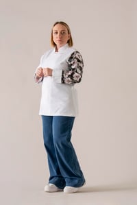 C-19 MAGNOLIA - Manolya Çiçeği Desenli Beyaz Şef Ceketi Kadın