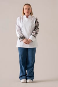 C-19 MAGNOLIA - Manolya Çiçeği Desenli Beyaz Şef Ceketi Kadın