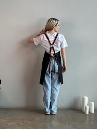 D-140 JOLIE - Tarçın Rengi Deri Detaylı Çapraz Askılı Grl Kot Önlük 
