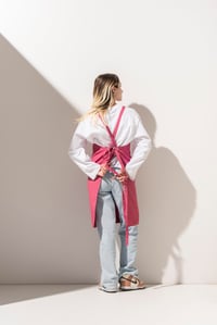 K-144 COLOUR -  Şeker Pembe Renk Önlük 