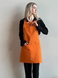 K-155 HOLLY - Çapraz Askılı Turuncu Önlük 