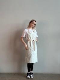 K-159 CHELSEA - Mint Yeşili ve Krem Rengi Çizgili Önlük 